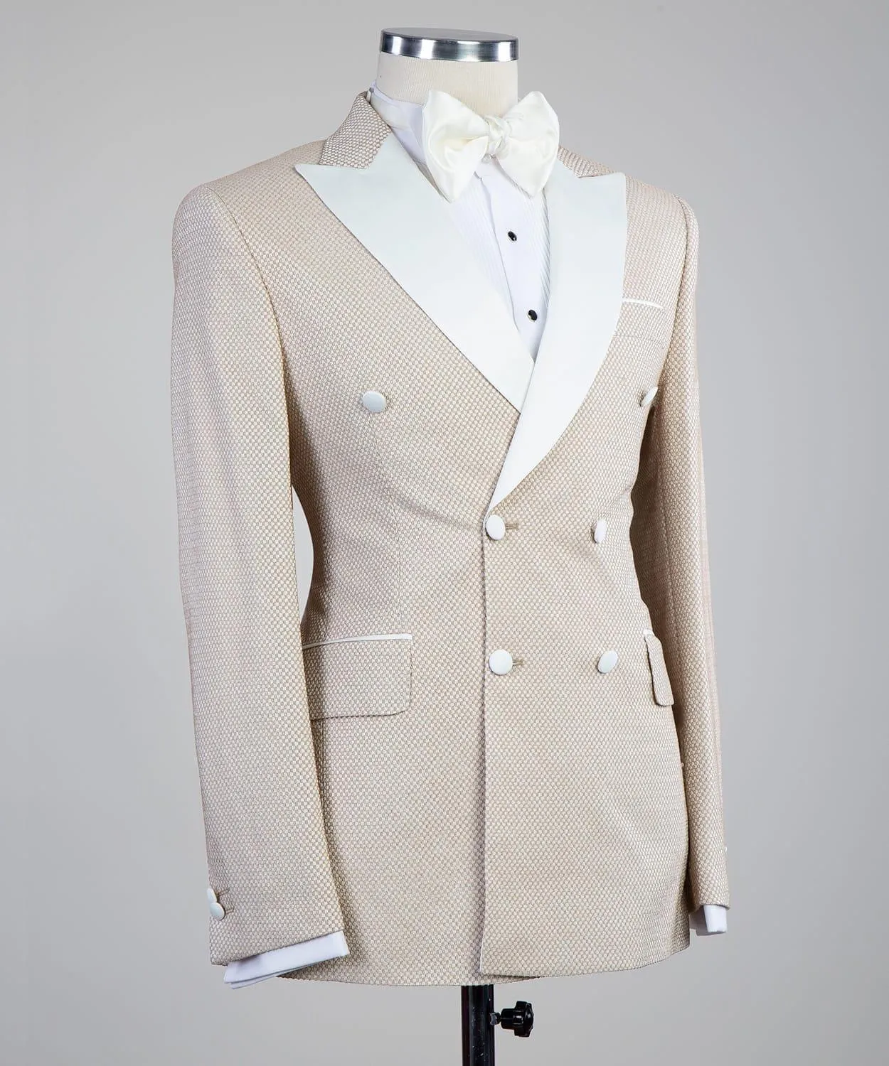DB Tuxedo - 1