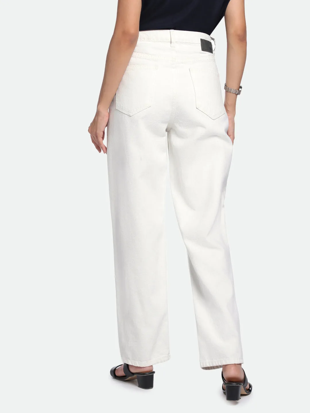 DL Woman Relaxed Fit High-Rise Mildly Distressed Stretchable Jeans
