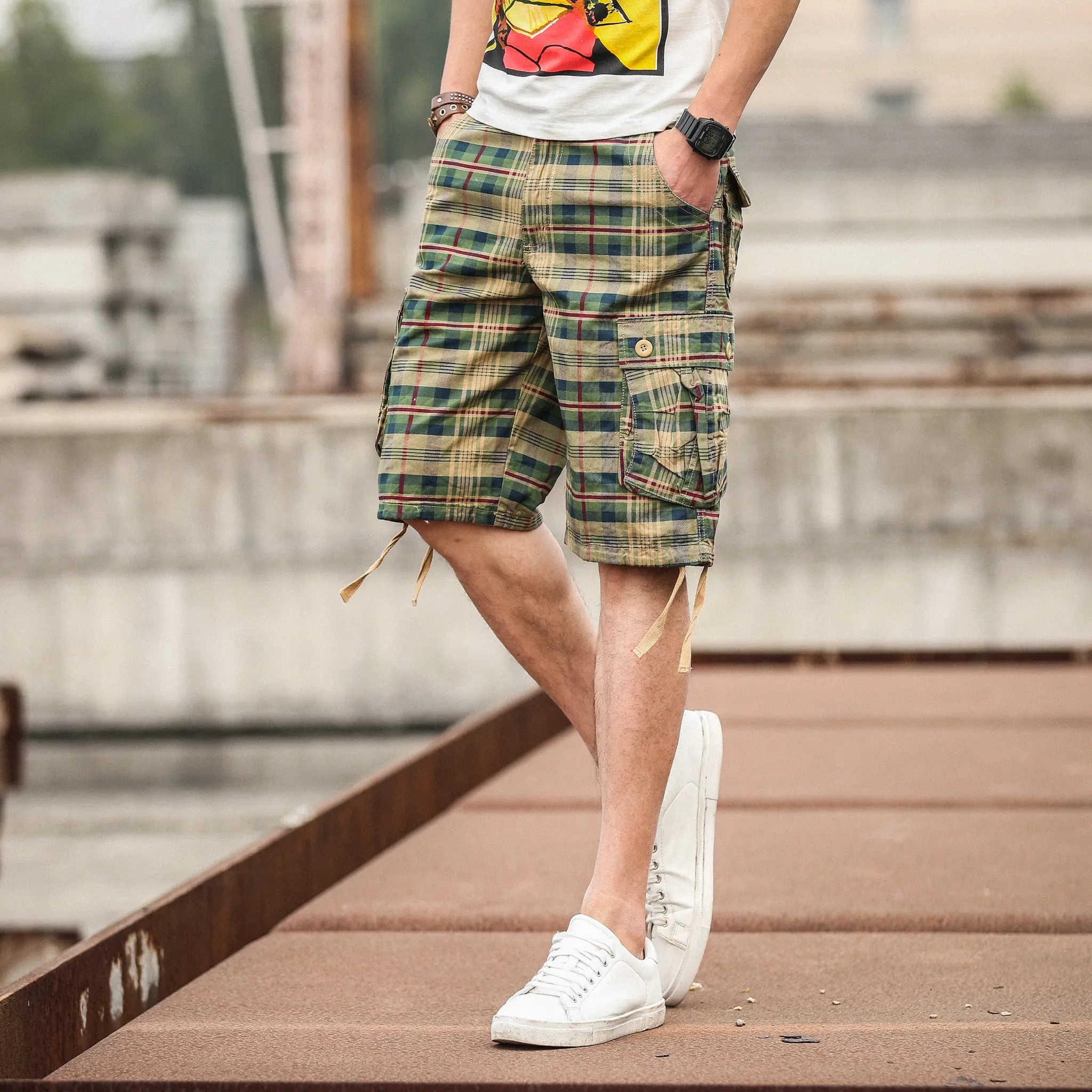 Medium Cotton Comfortable Outdoor Sports Beach Plaid Shorts
