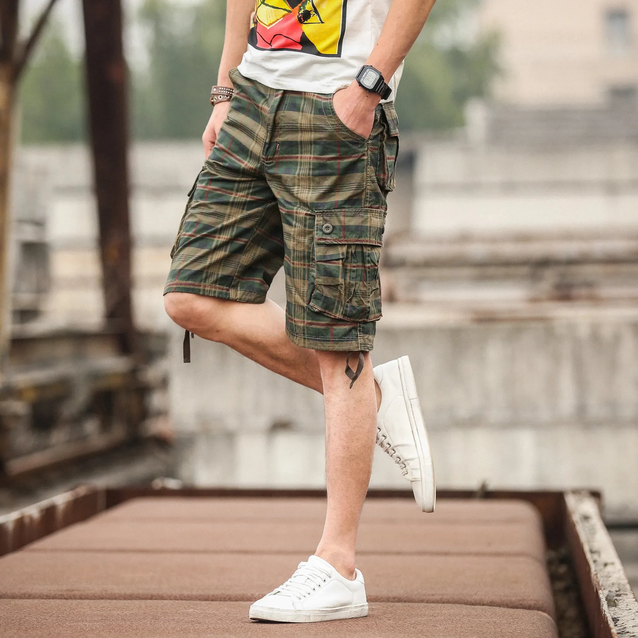 Medium Cotton Comfortable Outdoor Sports Beach Plaid Shorts