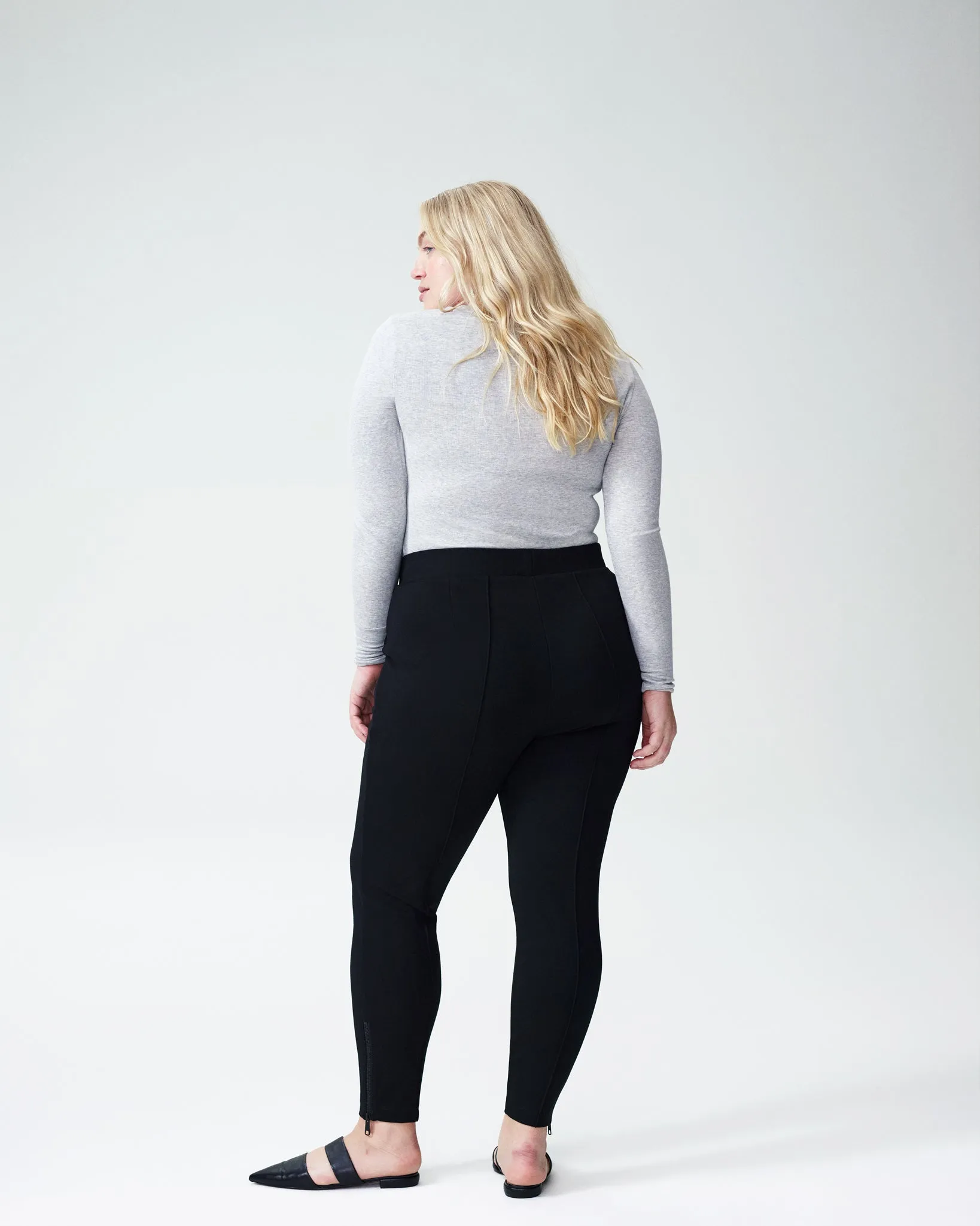 Moro Pintuck Pocket Ponte Pants - Black