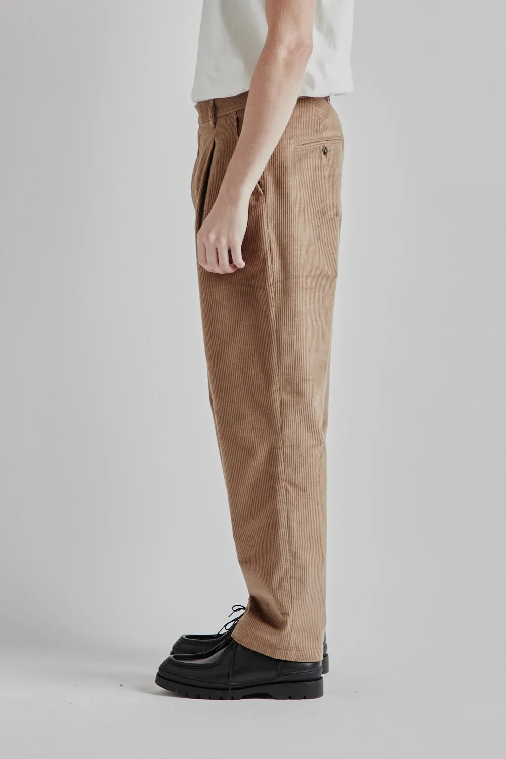 Pleat Cord Pants - Beige