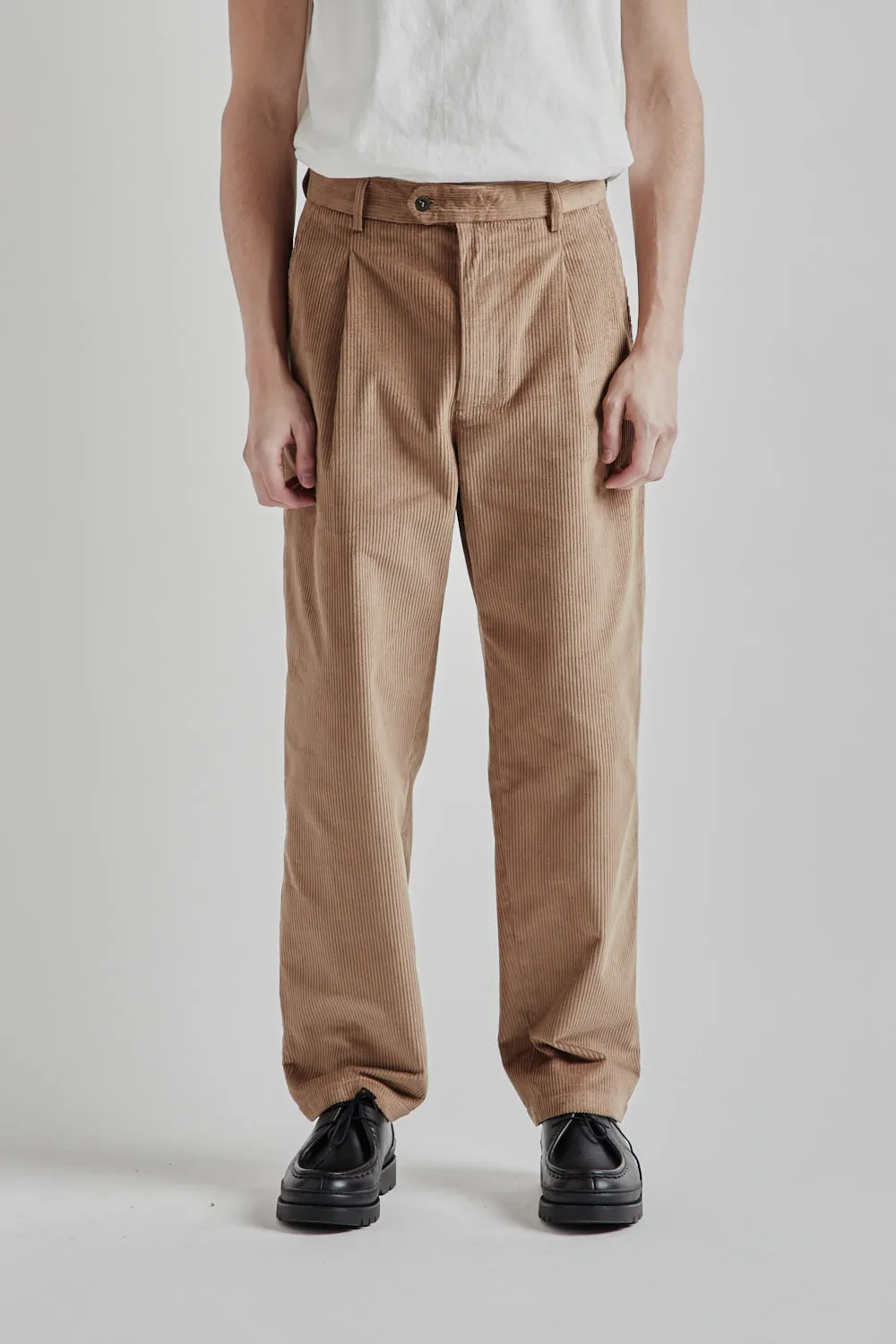 Pleat Cord Pants - Beige