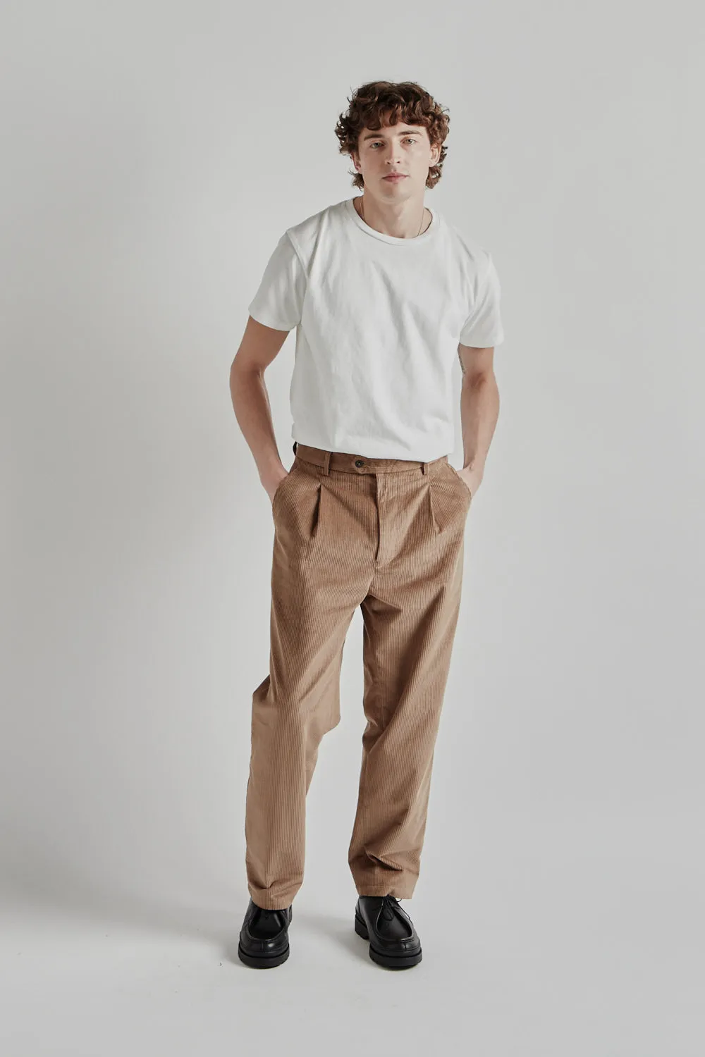 Pleat Cord Pants - Beige