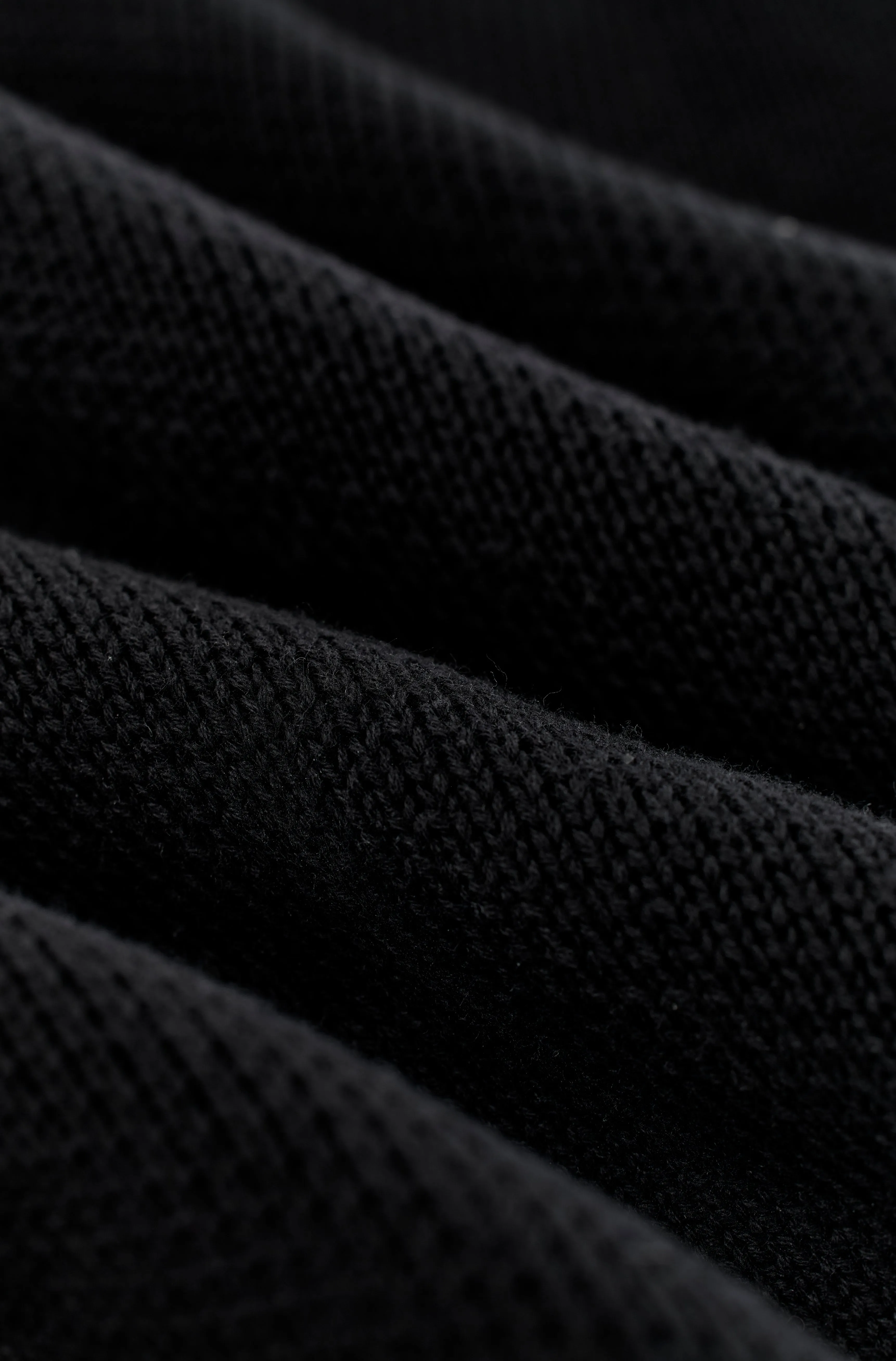 Staple Knit - Black