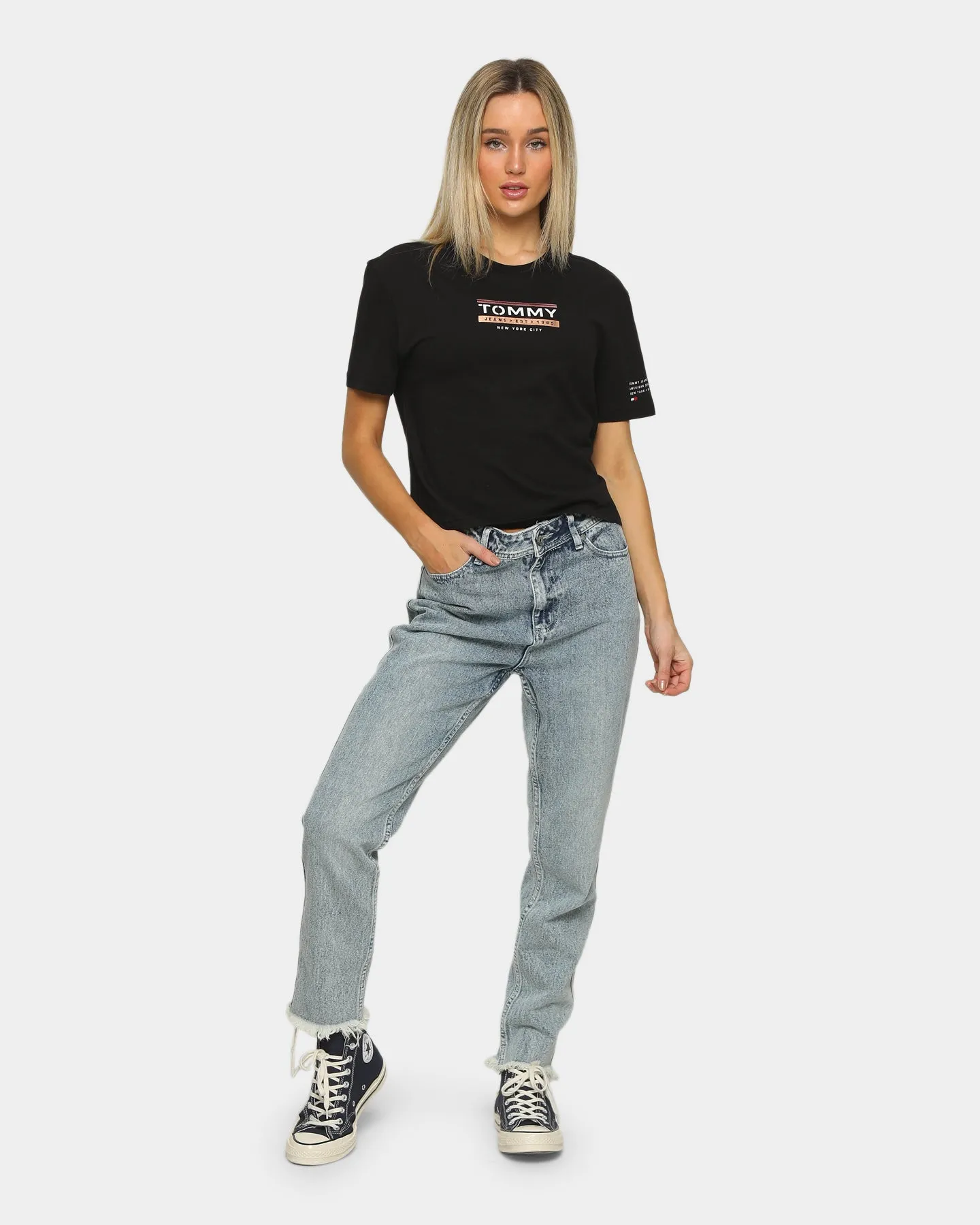 Tommy Jeans Women's TJW Sleeve Detail Logo Cropped T-Shirt Black